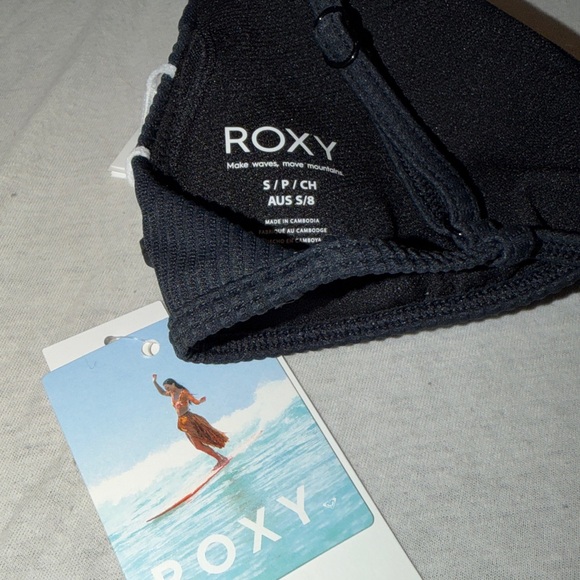 NWT Roxy Bikini Top - Picture 3 of 4